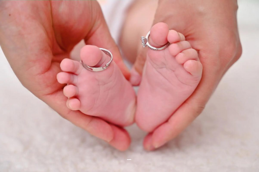 儋州孕妇肚子隐隐作痛
